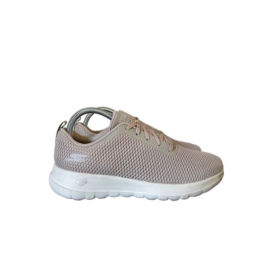 Sketchers woman’s go walk joy shoes size 8